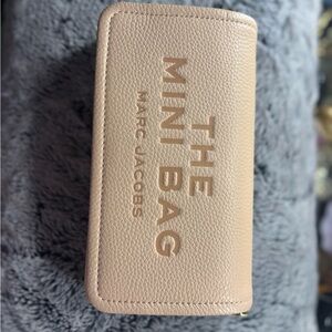Marc Jacobs Pebbled Leather Bag in Rose
